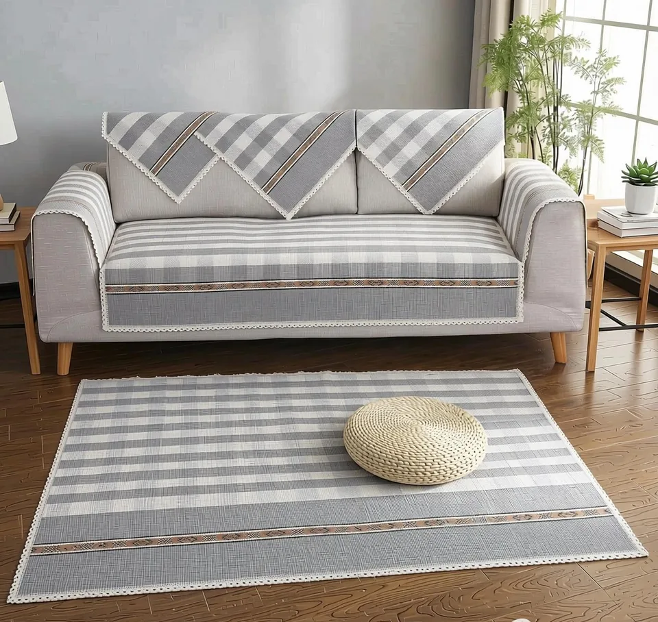 Picnic Gingham Check Woven Rug representative image