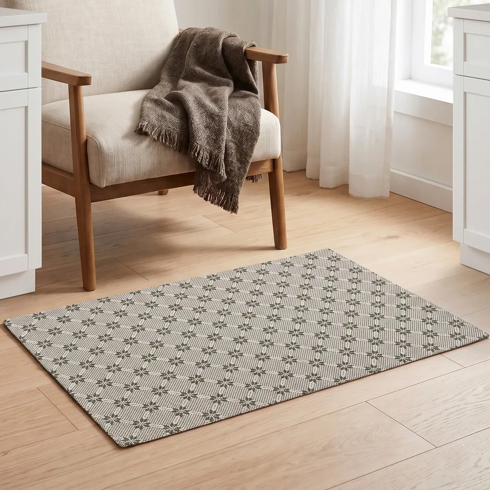 Diamond Trellis Weave Woven Rug representative image